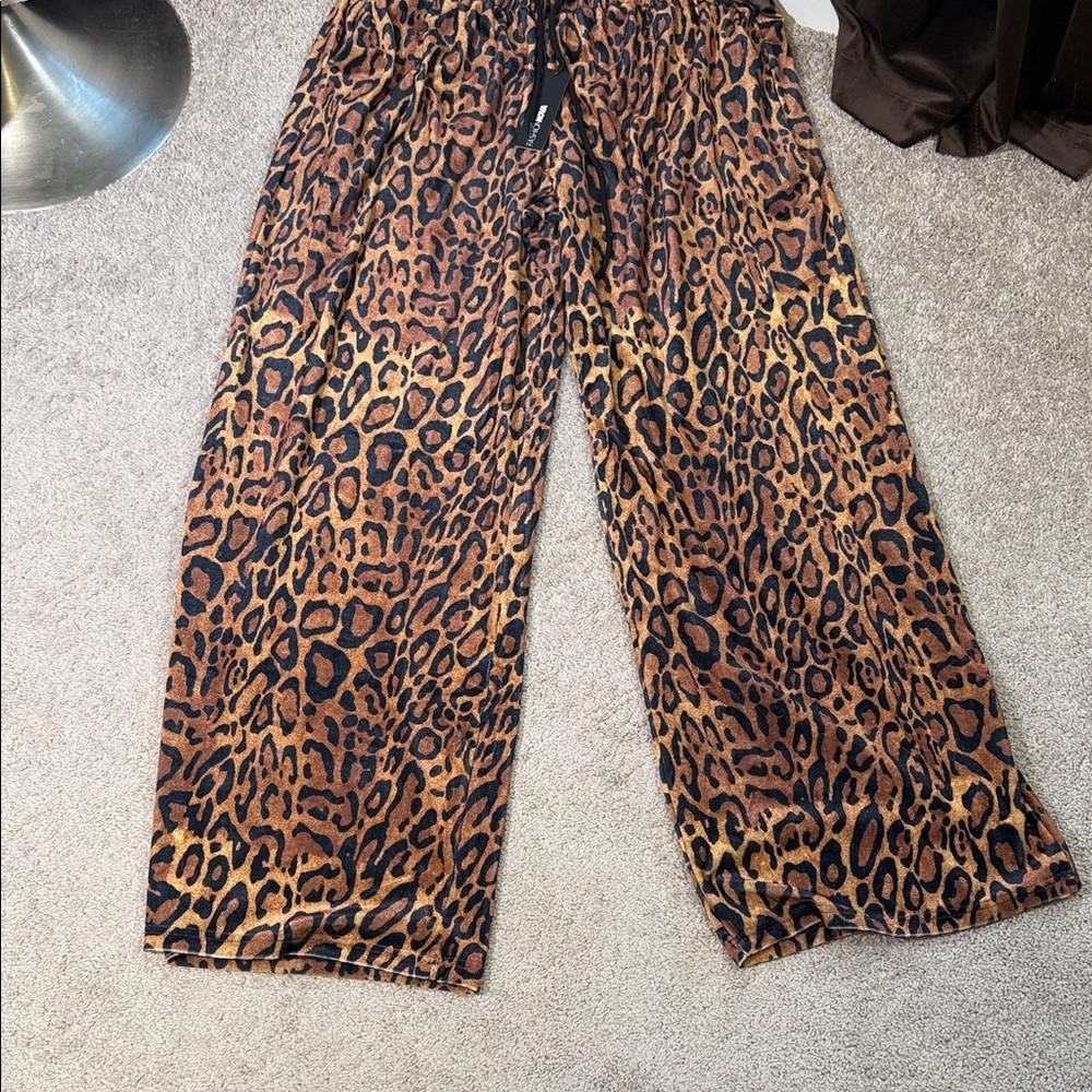 Leopard Print Wide-Leg Pants 1X